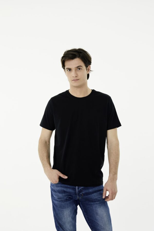 Remera Básica - Imagen 2