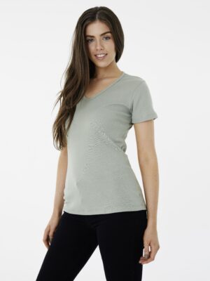 Remera RIBB escote V