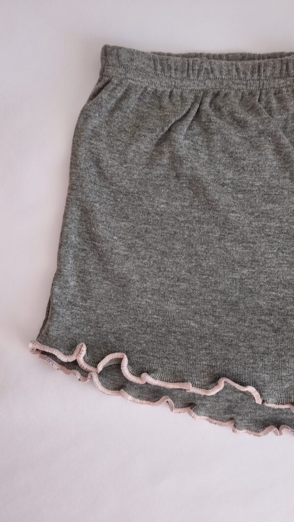 Short ribb pijama detalles color - Imagen 4